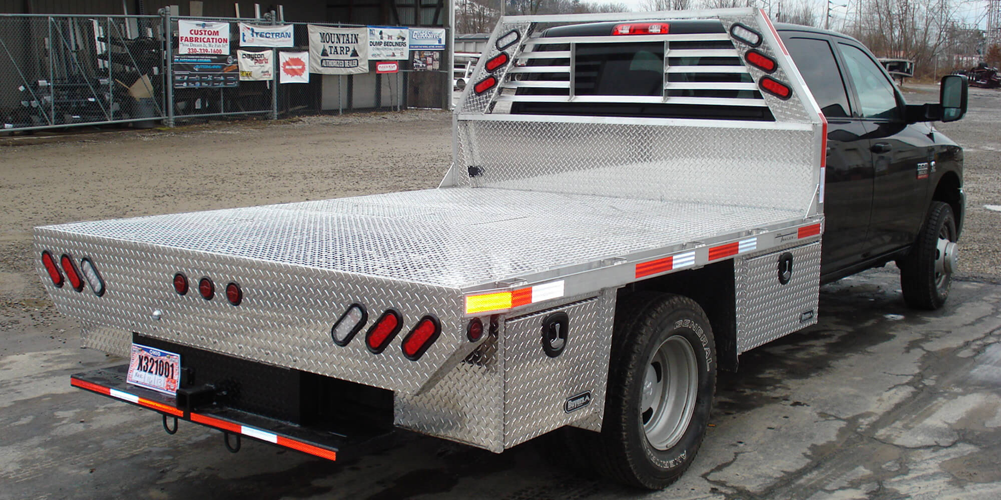 Truck Beds and Custom Fabrication Mr. Trailer Sales New