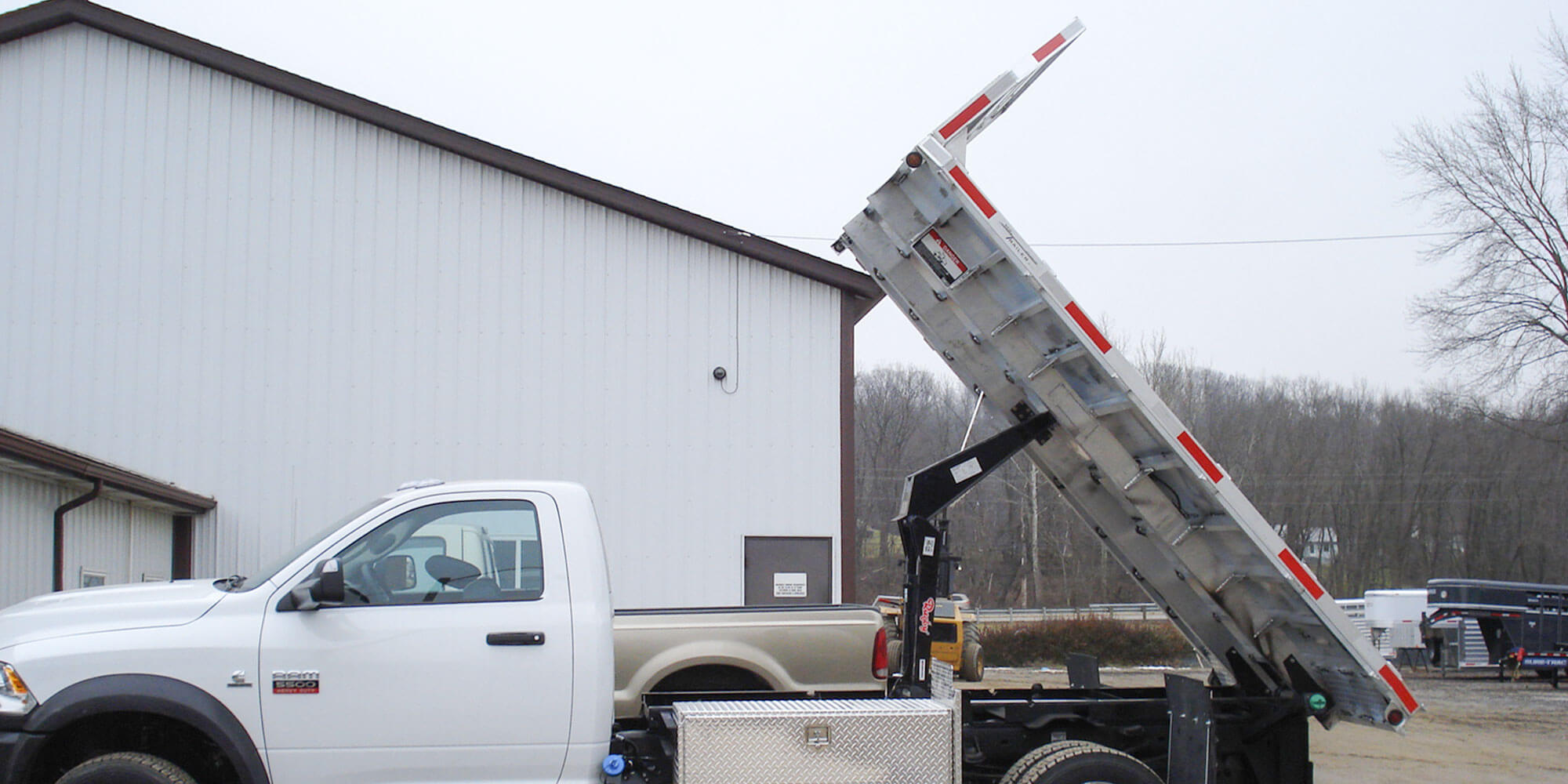 Truck Bed Accessories >> Truck Beds and Custom Fabrication | Mr. Trailer Sales | New Philadelphia, Ohio | Moritz ... Truck Bed Accessories >> Truck Beds and Custom Fabrication | Mr. Trailer Sales | New Philadelphia, Ohio | Moritz ...